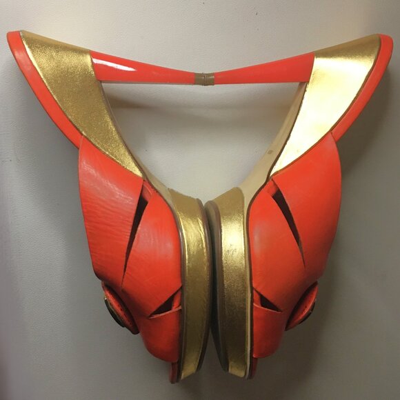 VINCE CAMUTO Peep Toe Slide-on Mules Heels - Size 8 - Picture 9 of 15